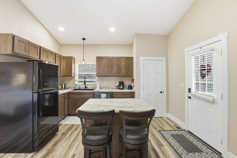 Tiny photo for 20029 Sowers Road, Laurelville, OH 43135 (MLS # 226002560)