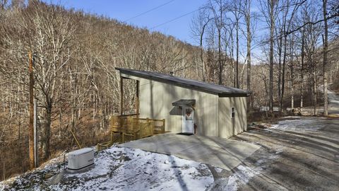 Tiny photo for 20029 Sowers Road, Laurelville, OH 43135 (MLS # 226002560)