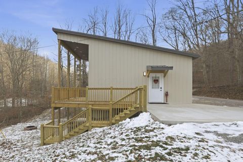 Tiny photo for 20029 Sowers Road, Laurelville, OH 43135 (MLS # 226002560)