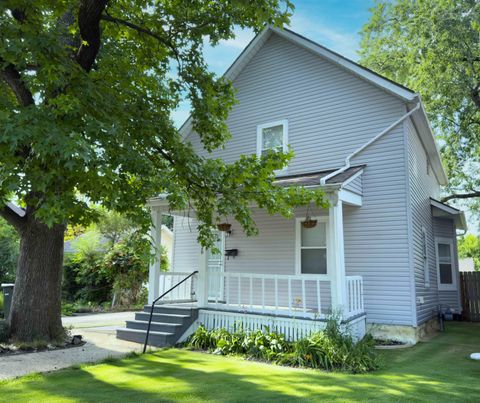 Photo of 1120 E Kossuth Street, Columbus, OH 43206 (MLS # 226024217)