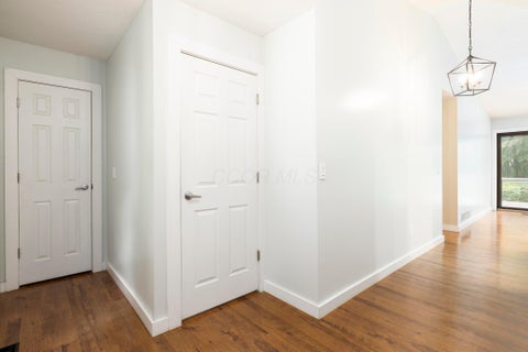 Tiny photo for 6290 Harlem Road, New Albany, OH 43054 (MLS # 226031750)