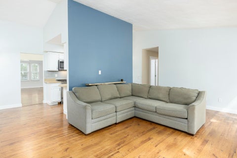 Tiny photo for 6290 Harlem Road, New Albany, OH 43054 (MLS # 226031750)