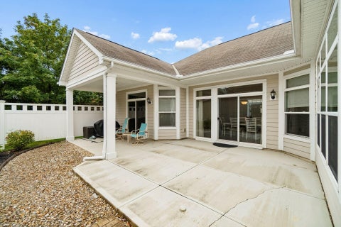 Tiny photo for 5427 Tathwell Drive 48 #48, New Albany, OH 43054 (MLS # 226037774)