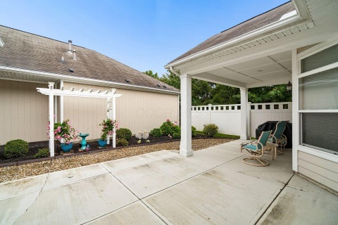 Tiny photo for 5427 Tathwell Drive 48 #48, New Albany, OH 43054 (MLS # 226037774)