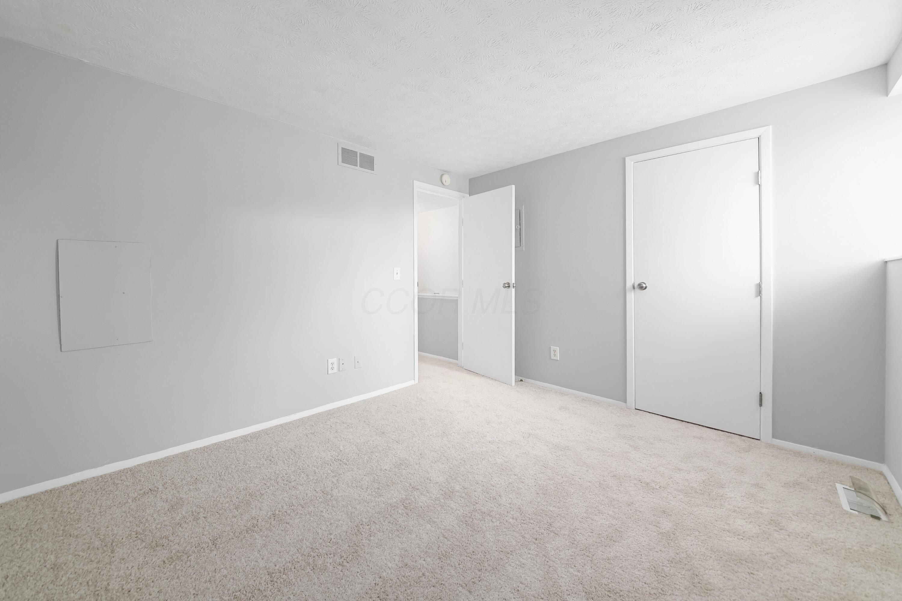 95 Lancelot Lane, Westerville, Ohio image 14