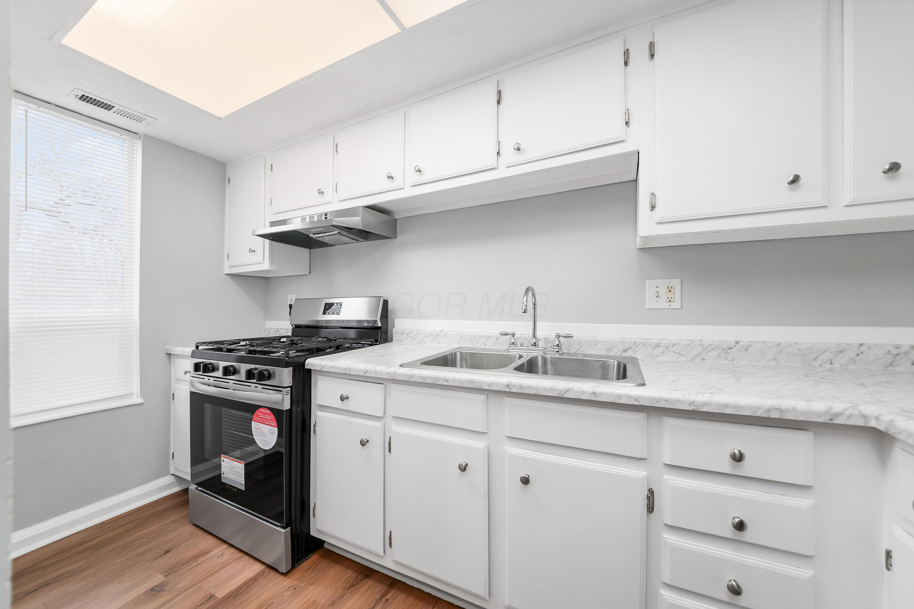 95 Lancelot Lane, Westerville, Ohio image 3