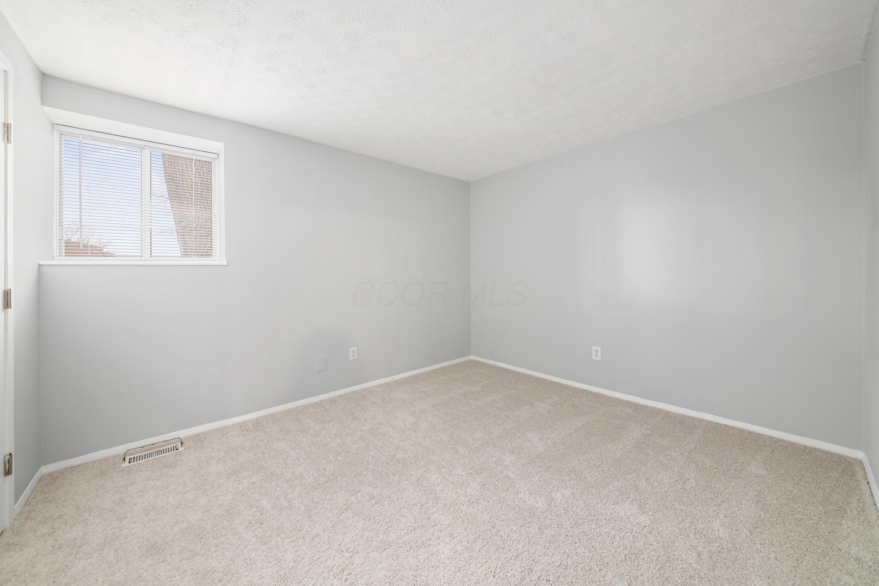 95 Lancelot Lane, Westerville, Ohio image 13