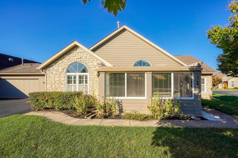 Photo of 5577 E LINKS Boulevard, Hilliard, OH 43026 (MLS # 225038617)