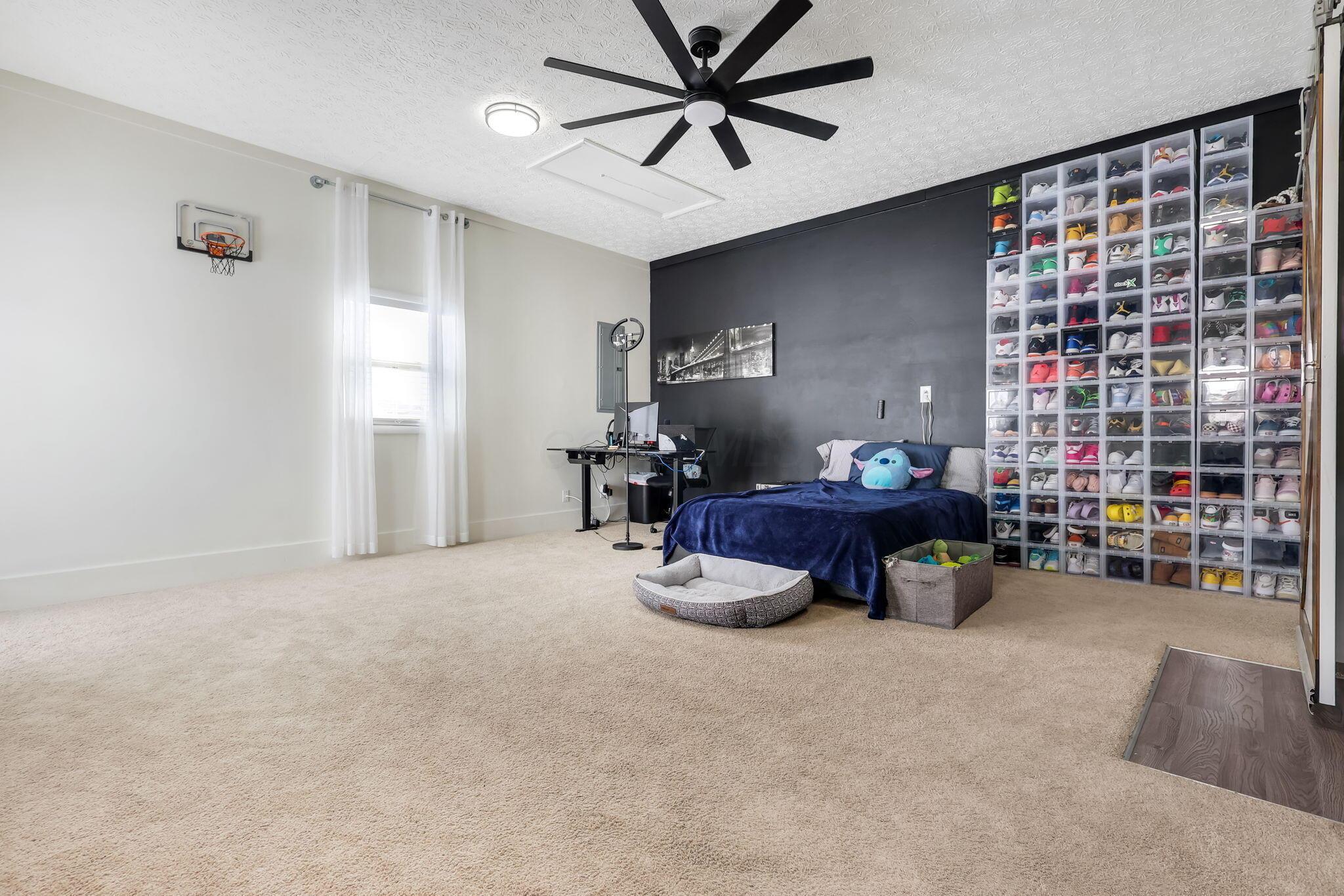 1545 E Choctaw Drive, London, Ohio image 33