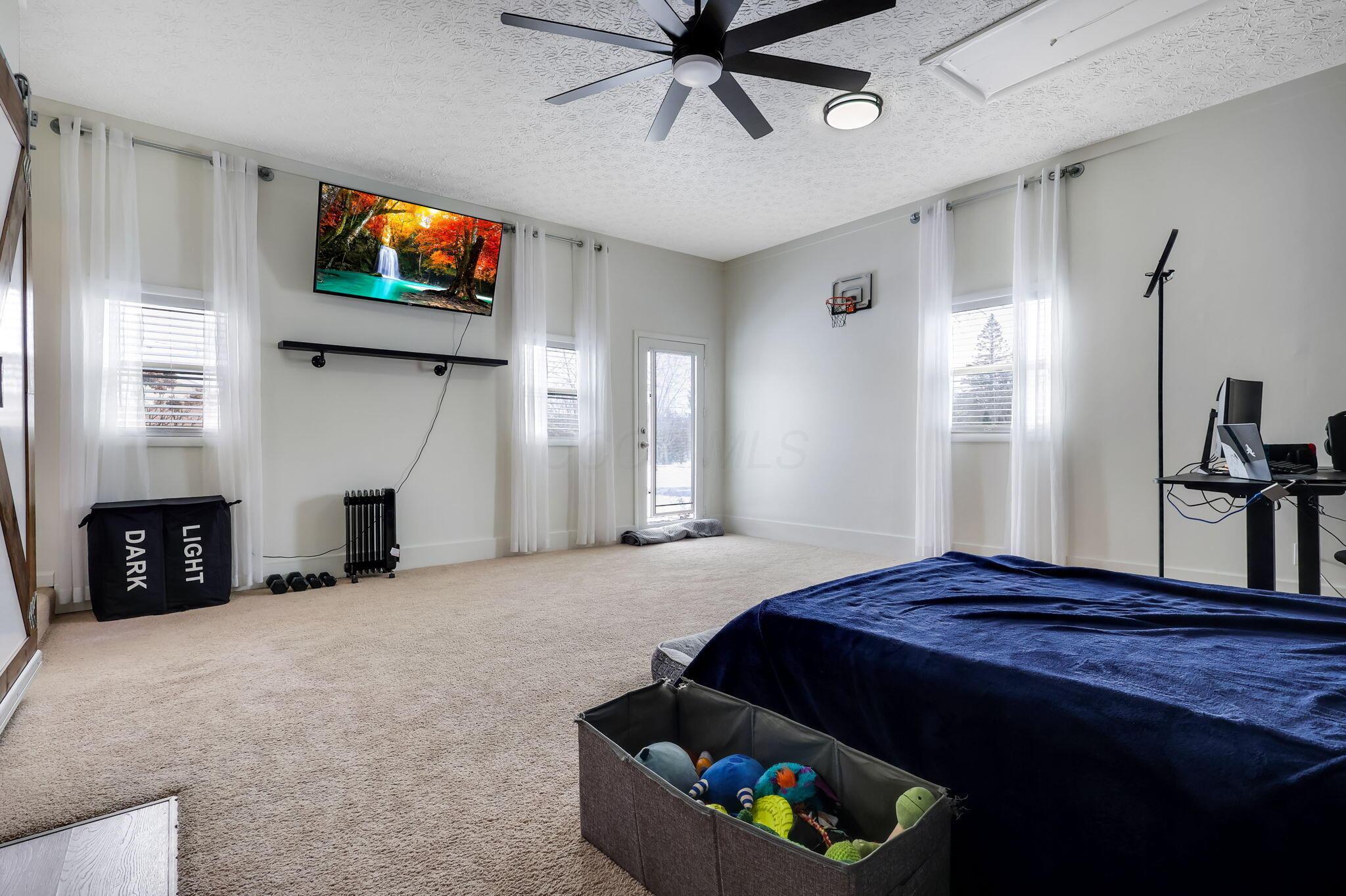 1545 E Choctaw Drive, London, Ohio image 34