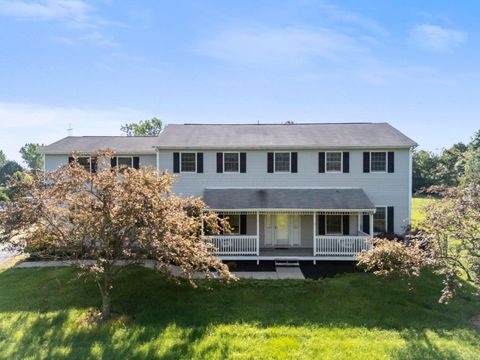 Photo of 5373 Summit Road SW, Pataskala, OH 43062 (MLS # 225023078)