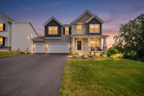 Photo of 424 Cherry Hills Road, Commercial Point, OH 43116 (MLS # 226025865)