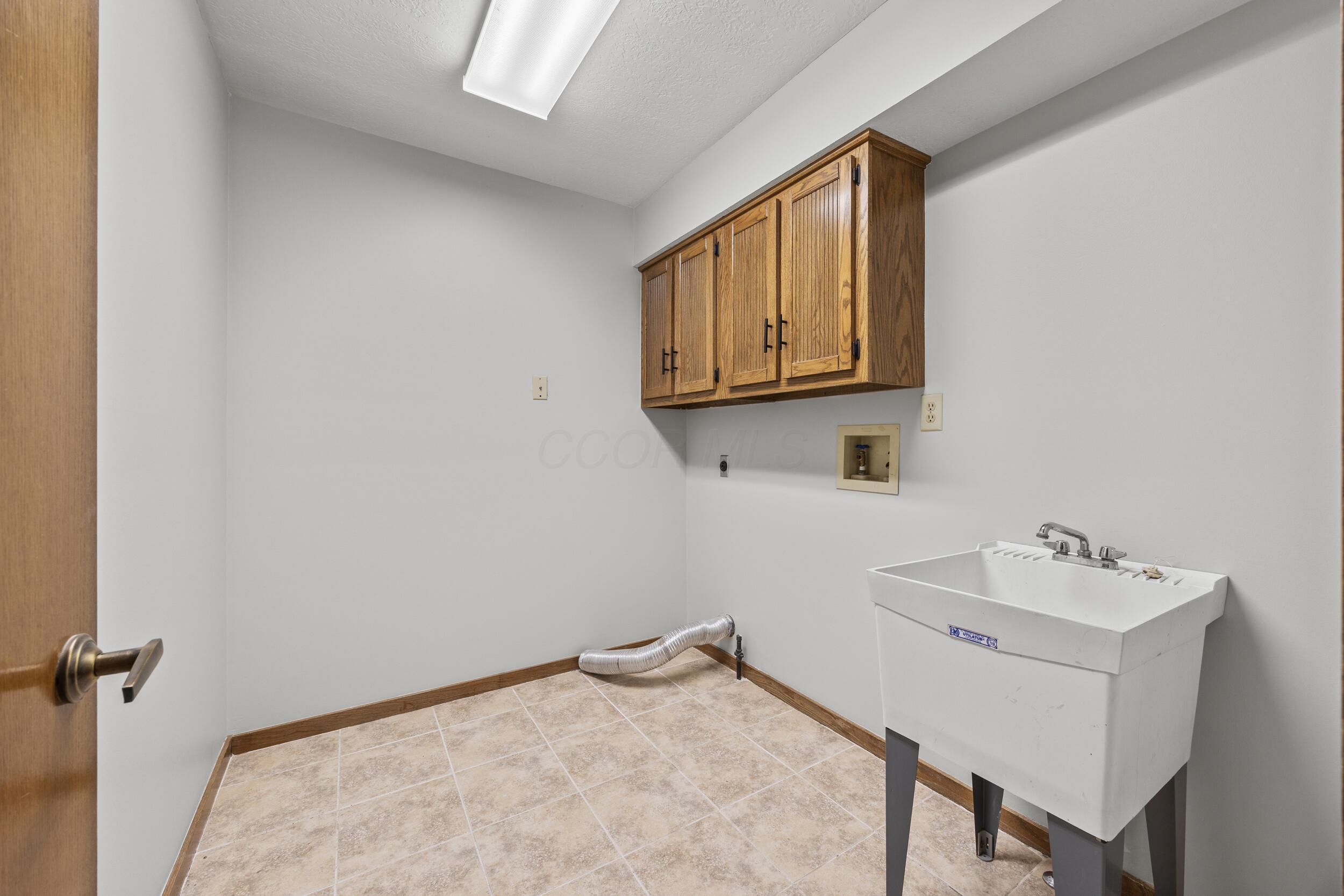 7195 Dominick Court, Dublin, Ohio image 24