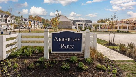 Tiny photo for 3384 Abberley Drive LOT 1101 #LOT 1101, New Albany, OH 43054 (MLS # 226011490)