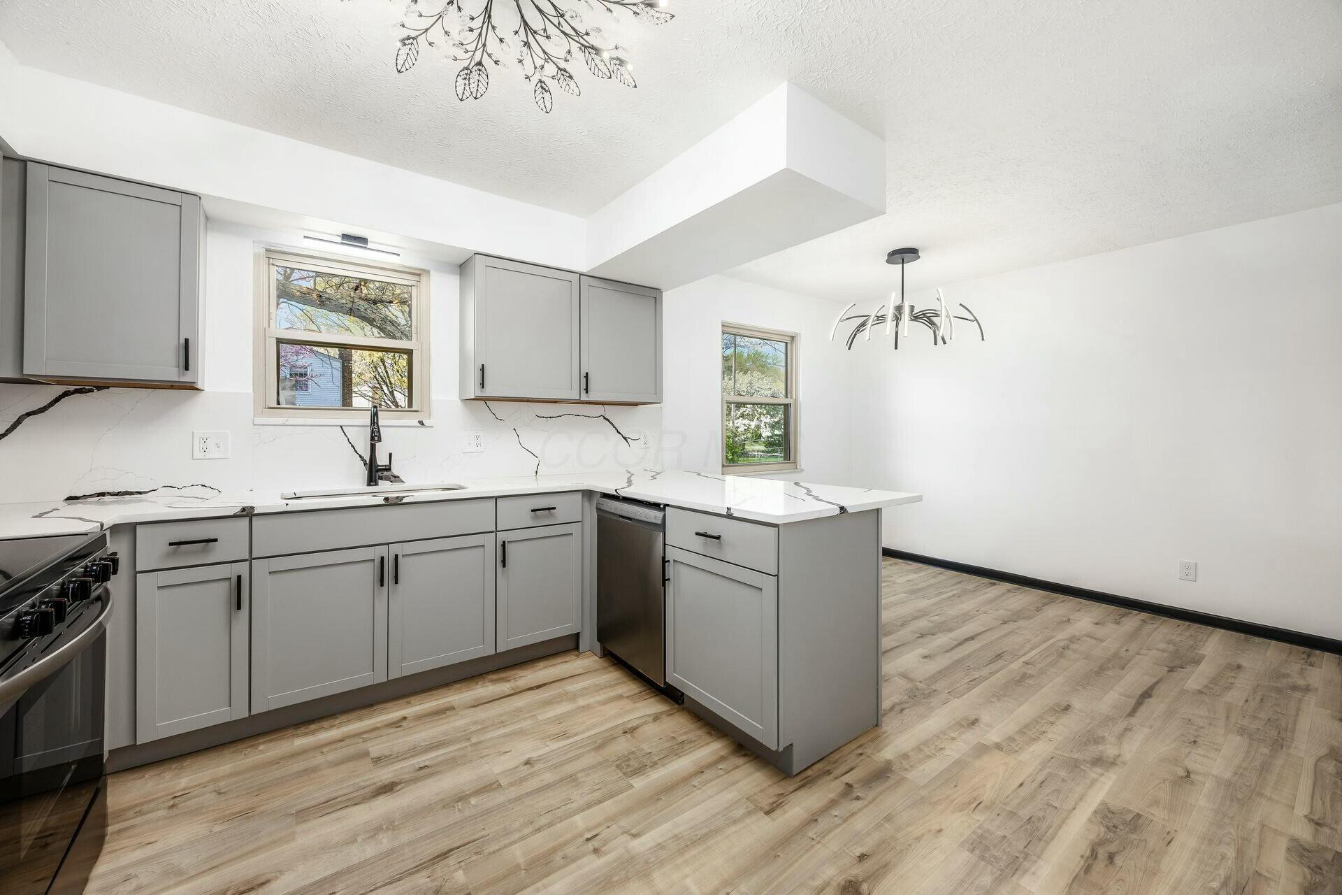 1619 Valley Crest Drive, Columbus, Ohio image 17