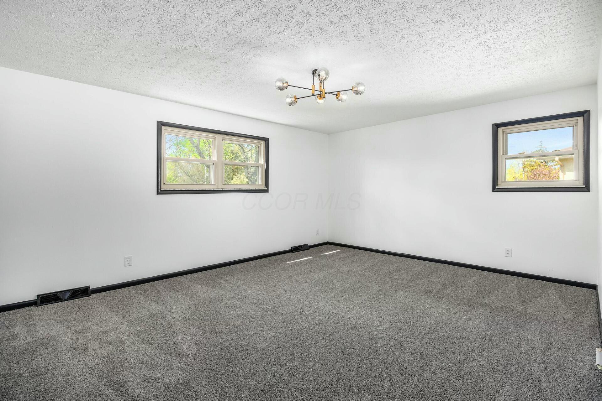 1619 Valley Crest Drive, Columbus, Ohio image 38