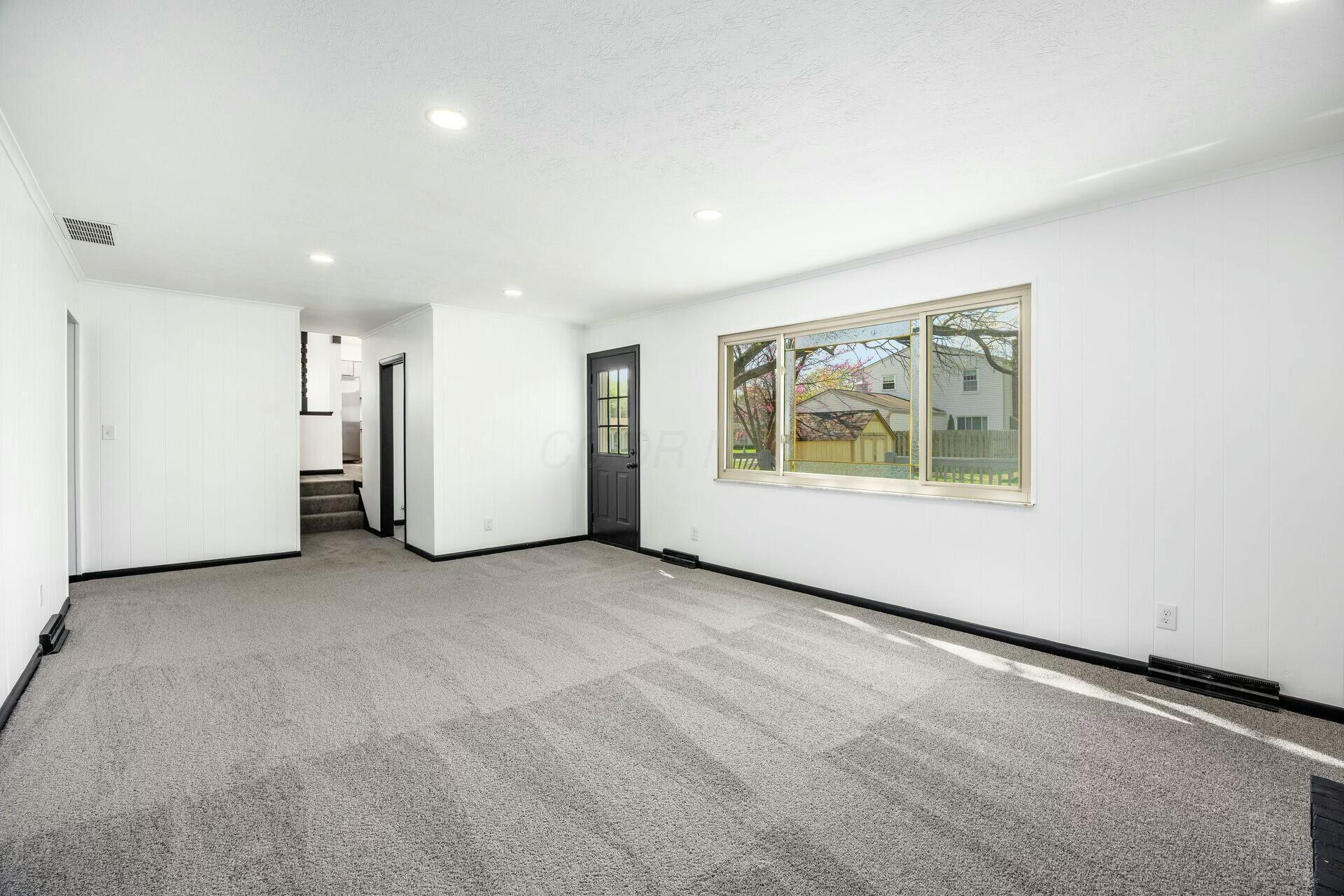 1619 Valley Crest Drive, Columbus, Ohio image 24