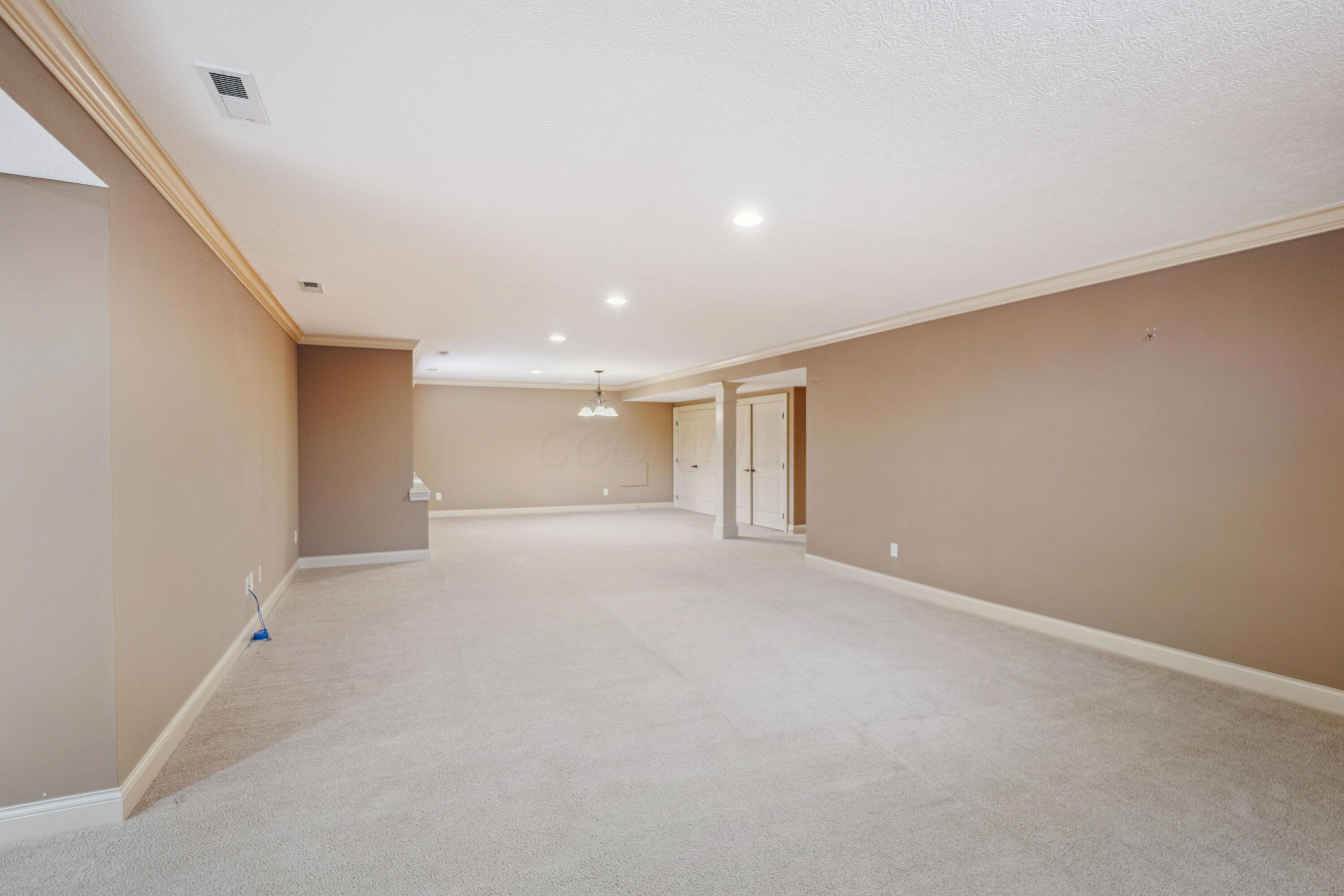 6536 Wesley Way, Westerville, Ohio image 30