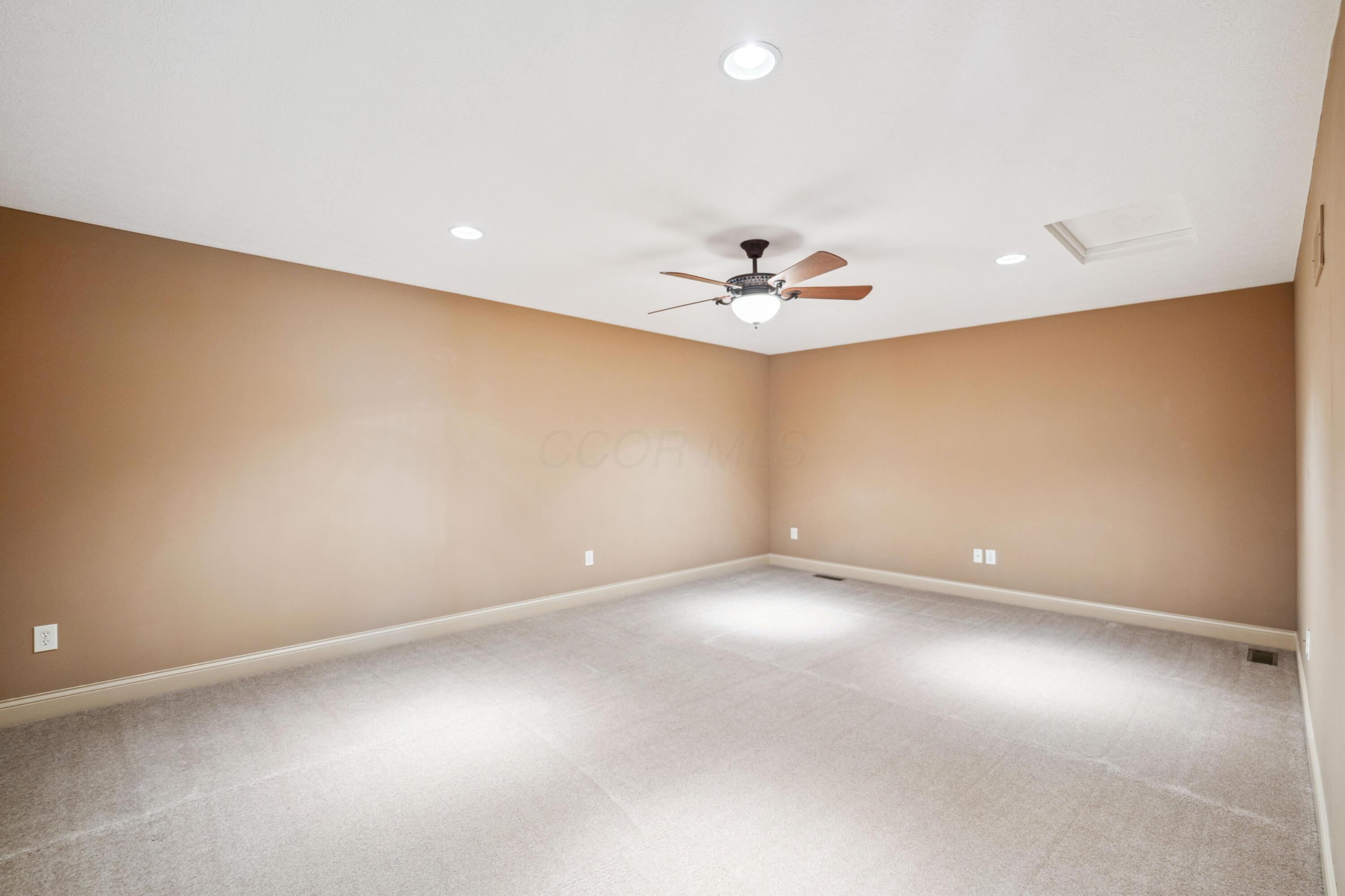 6536 Wesley Way, Westerville, Ohio image 37