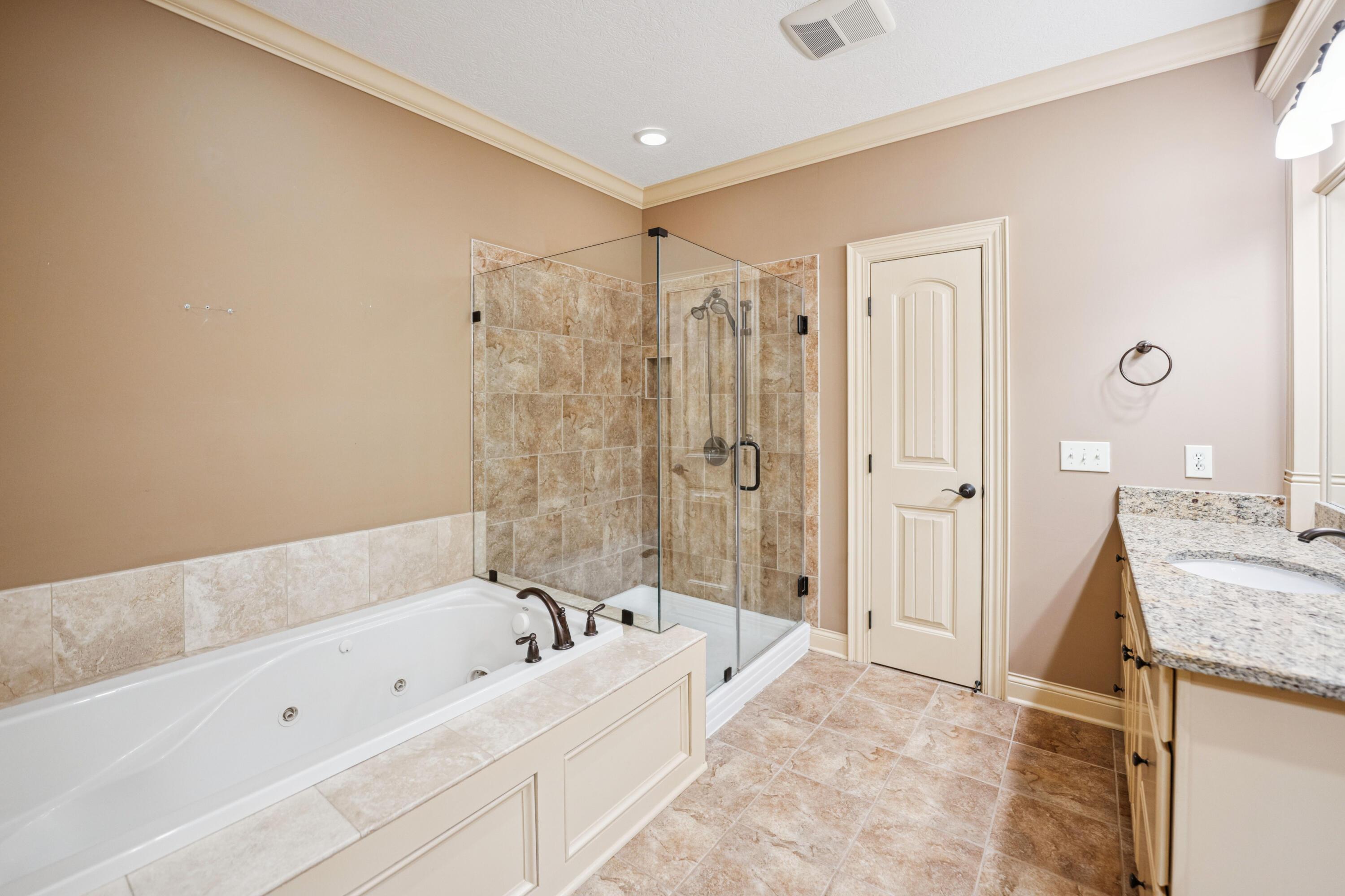 6536 Wesley Way, Westerville, Ohio image 21