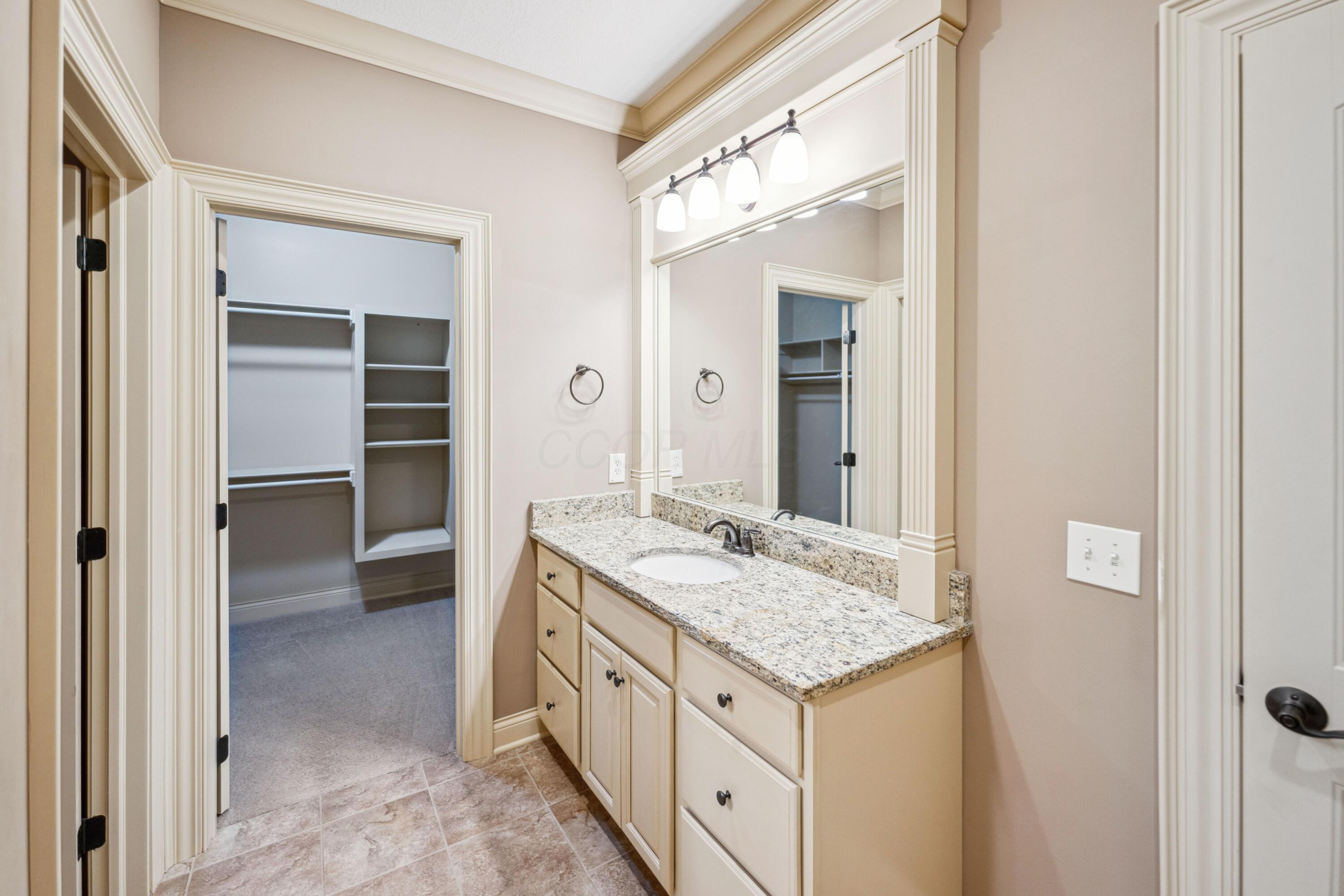 6536 Wesley Way, Westerville, Ohio image 22