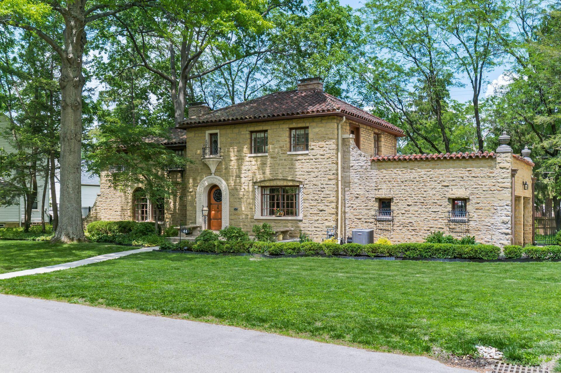 44 W Jeffrey Place