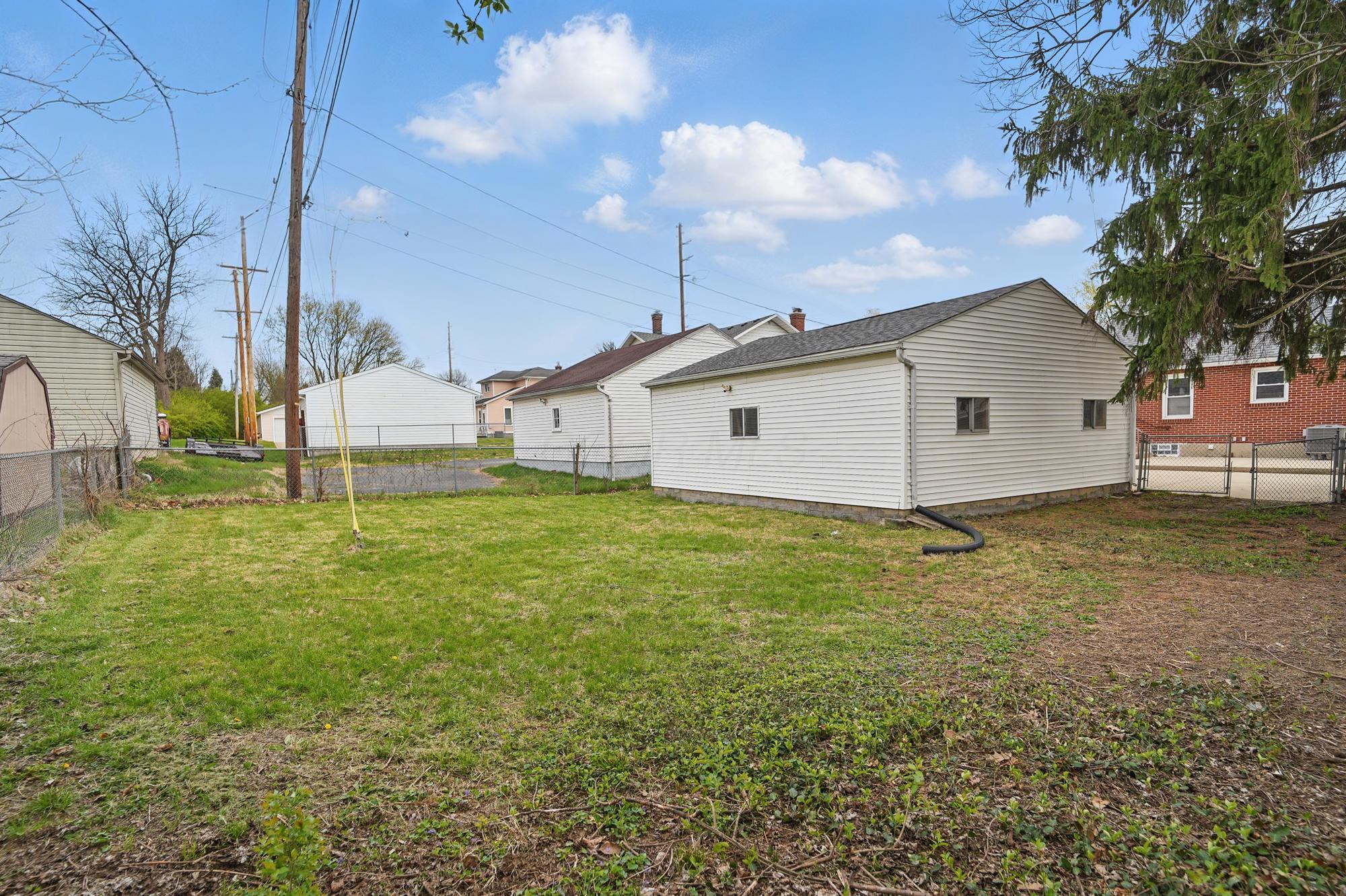 910 W 1st Street, Springfield, Ohio image 30