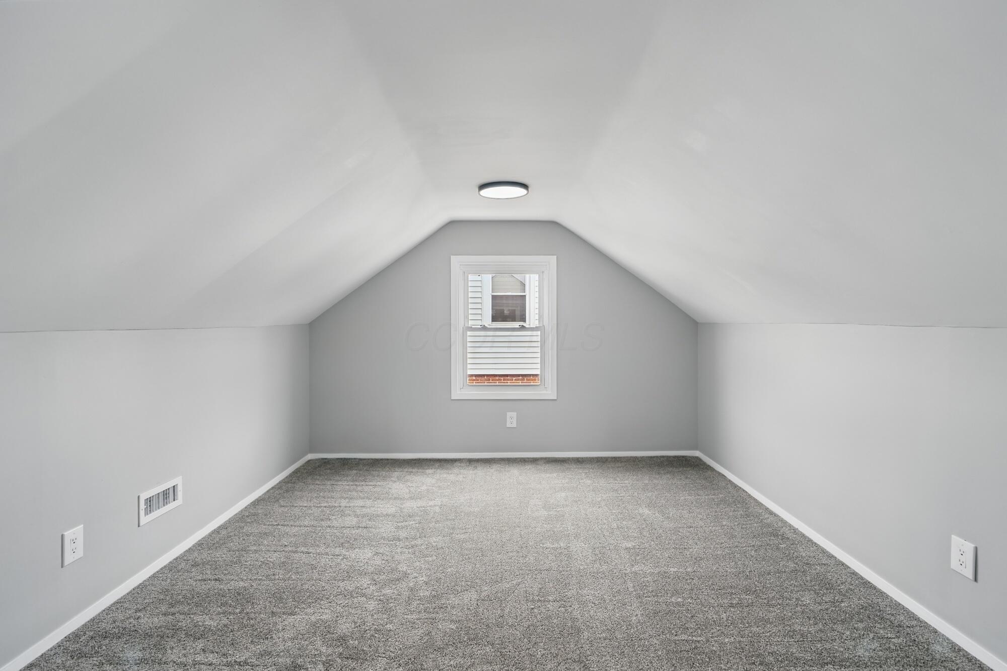 910 W 1st Street, Springfield, Ohio image 17