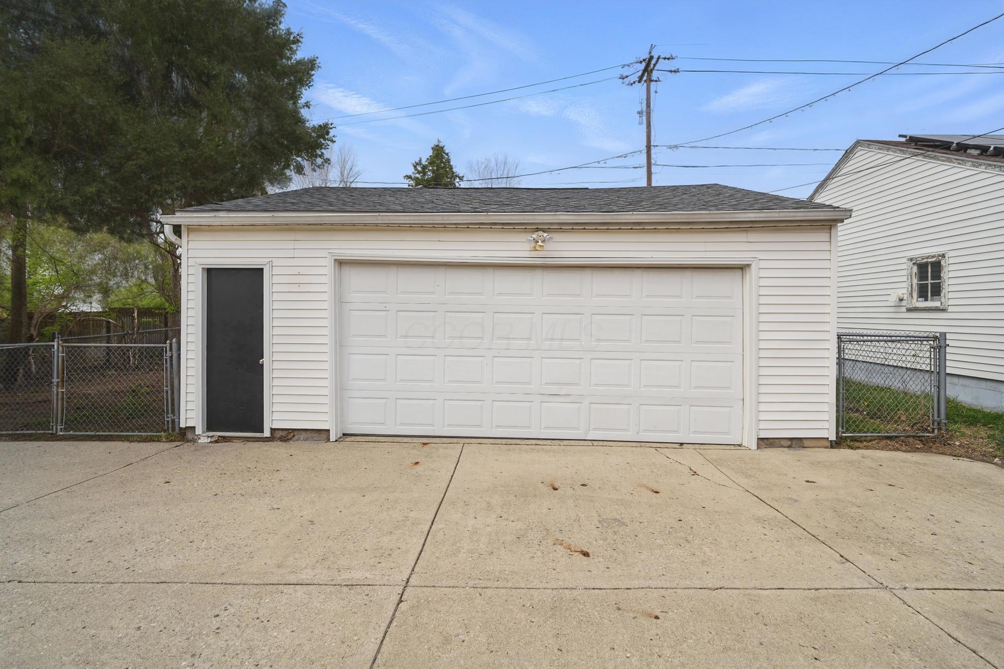 910 W 1st Street, Springfield, Ohio image 29