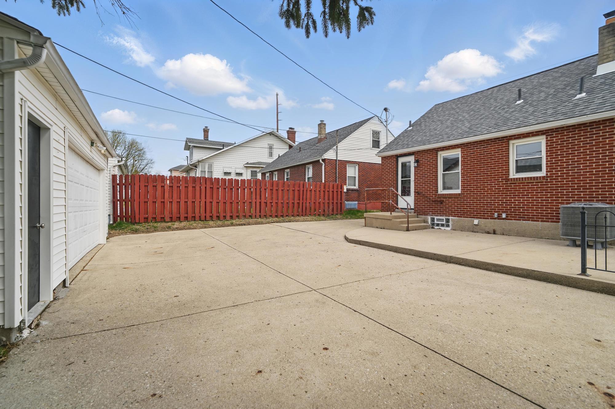 910 W 1st Street, Springfield, Ohio image 37