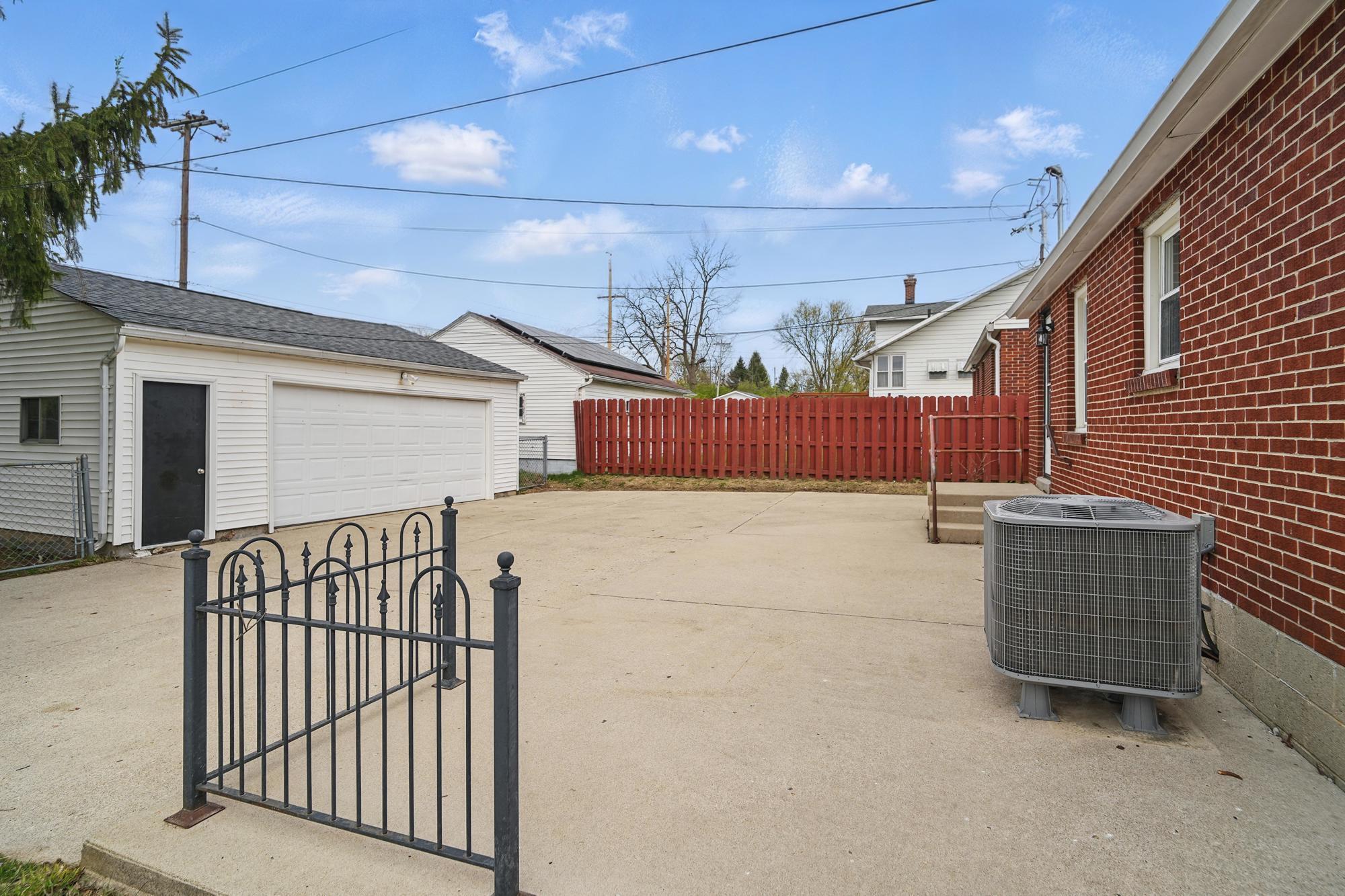 910 W 1st Street, Springfield, Ohio image 28