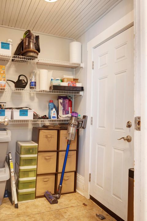 Tiny photo for 1039 Hunter Avenue, Columbus, OH 43201 (MLS # 225037567)