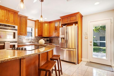 Tiny photo for 1039 Hunter Avenue, Columbus, OH 43201 (MLS # 225037567)