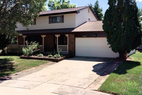 Photo of 8622 Renford Court, Powell, OH 43065 (MLS # 226002755)