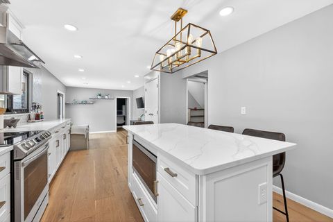 Photo of 8622 Renford Court, Powell, OH 43065 (MLS # 226002755)