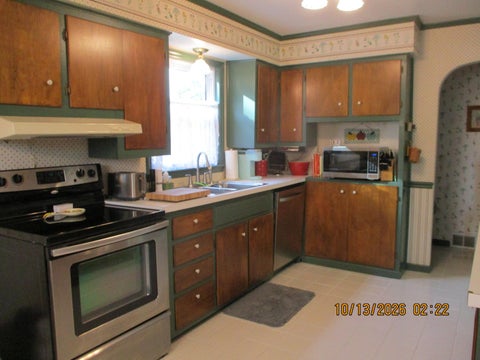 Tiny photo for 225 Thew Avenue, Marion, OH 43302 (MLS # 226039005)