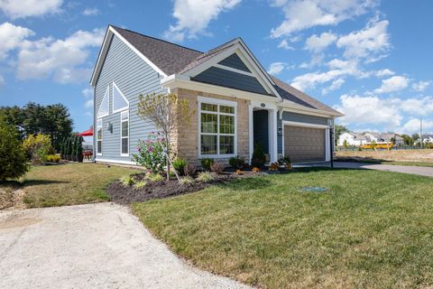 Photo of 7687 Dulin Farms Drive, Powell, OH 43065 (MLS # 225036614) Photo of 7687 Dulin Farms Drive, Powell, OH 43065 (MLS # 225036614)