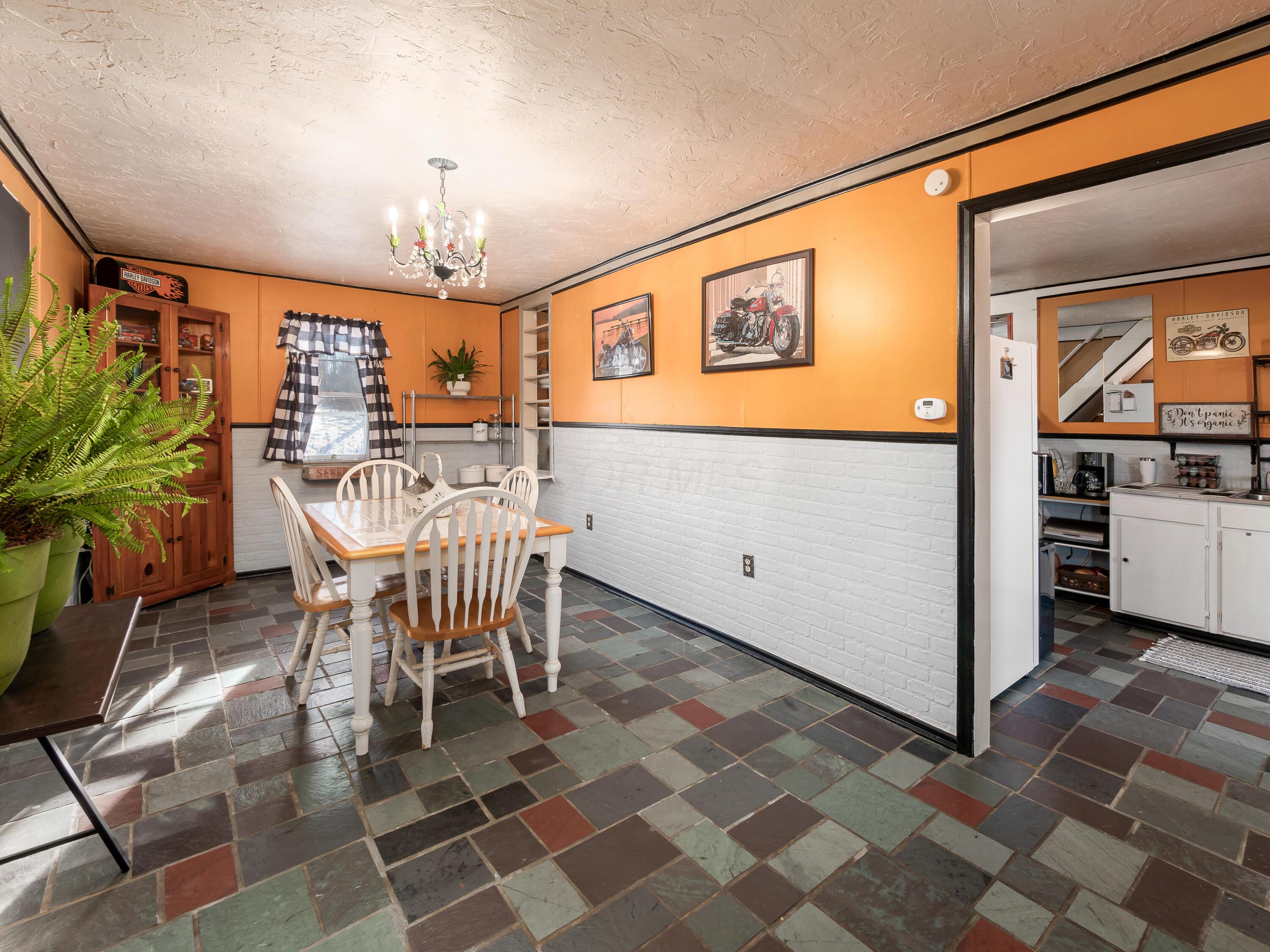 18300 Paige Road, Mount Vernon, Ohio image 13