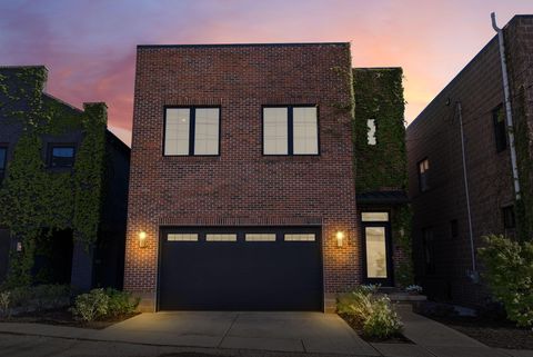 Photo of 249 E Greenwood Avenue, Columbus, OH 43201 (MLS # 226014505)