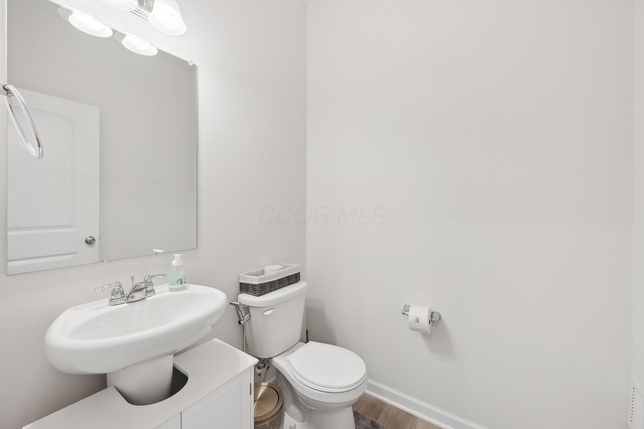 3321 Butternut Lane, Hebron, Ohio image 8