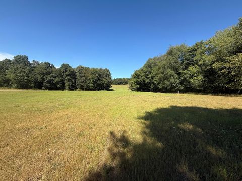 Photo of 0 DOG HOLLOW Road LOT #5, Saint Louisville, OH 43071 (MLS # 224025177)