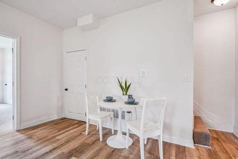 Tiny photo for 3216 E 5th Avenue, Columbus, OH 43219 (MLS # 225039593)