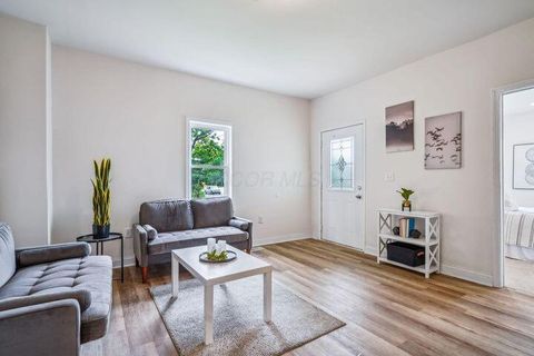 Tiny photo for 3216 E 5th Avenue, Columbus, OH 43219 (MLS # 225039593)