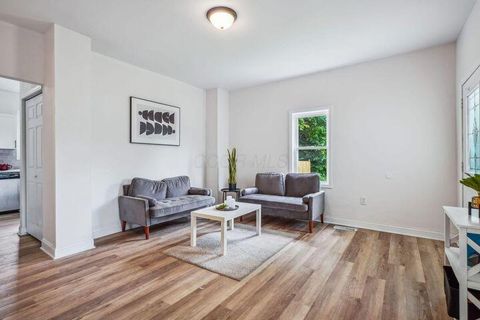 Tiny photo for 3216 E 5th Avenue, Columbus, OH 43219 (MLS # 225039593)