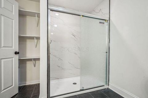 Tiny photo for 3216 E 5th Avenue, Columbus, OH 43219 (MLS # 225039593)
