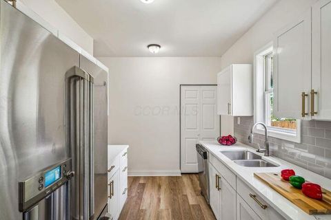 Tiny photo for 3216 E 5th Avenue, Columbus, OH 43219 (MLS # 225039593)