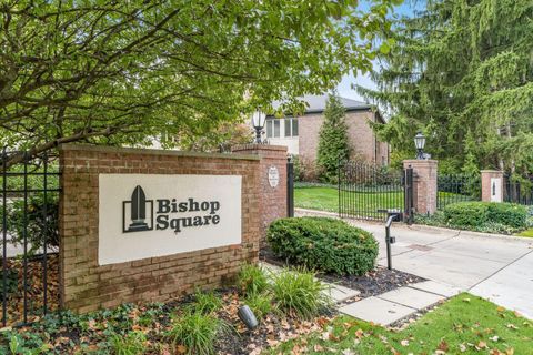 82 Bishop Square, Columbus, OH 43209 - #: 224042900