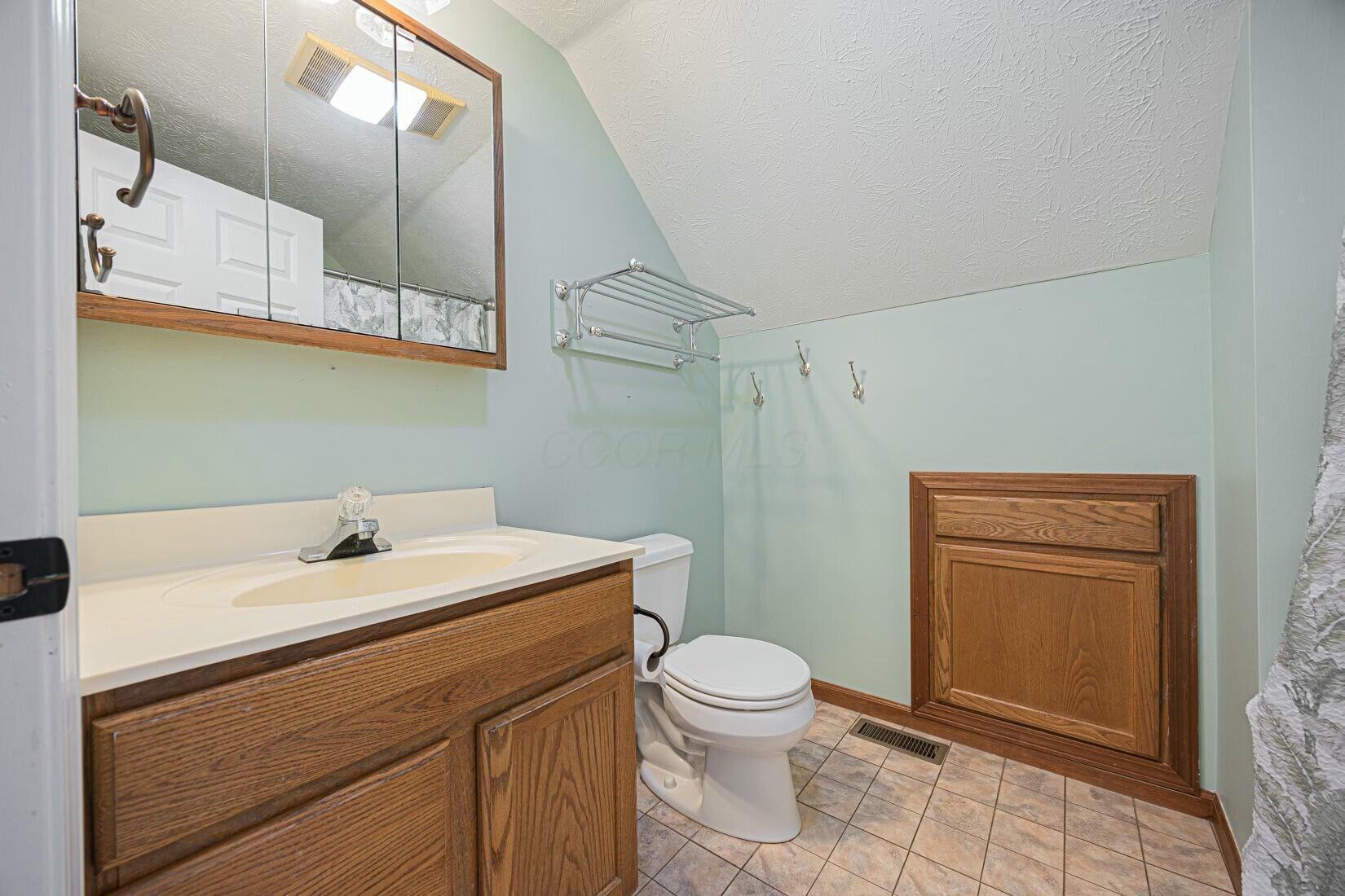 3040 Lafayette Plain City Road, London, Ohio image 35