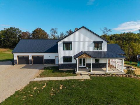10270 Triadelphia Road NW Crooksville OH 43731