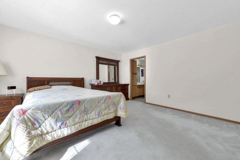 Tiny photo for 6813 Ridge Rock Drive 14 #14, New Albany, OH 43054 (MLS # 225037943)